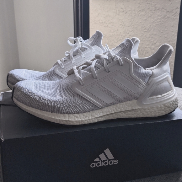 Adidas Ultraboost triple white men's size 13 - Picture 1 of 9